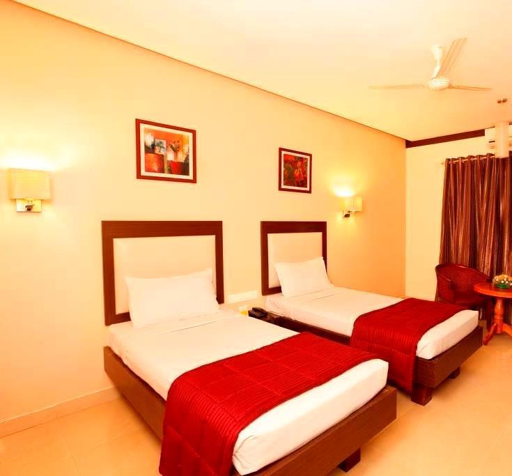 Broad Bean Hotel Tellicherry Bagian luar foto
