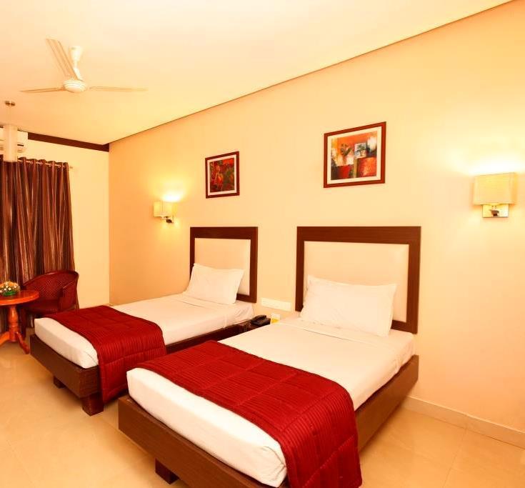 Broad Bean Hotel Tellicherry Bagian luar foto
