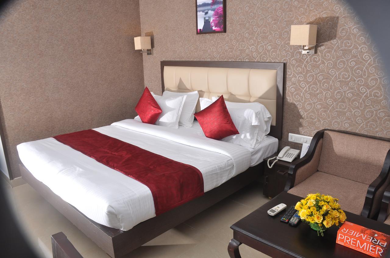 Broad Bean Hotel Tellicherry Bagian luar foto